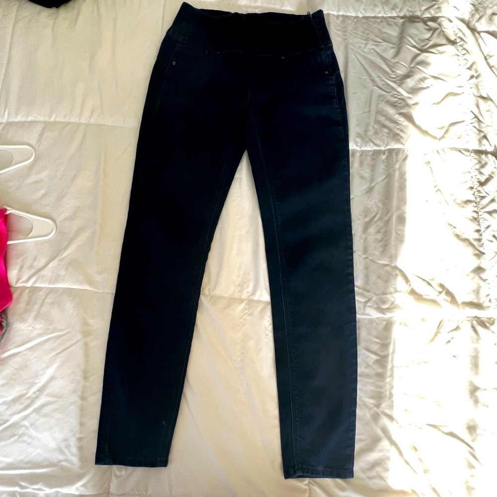Spanx jeggings by Sara Blakley. Size small
